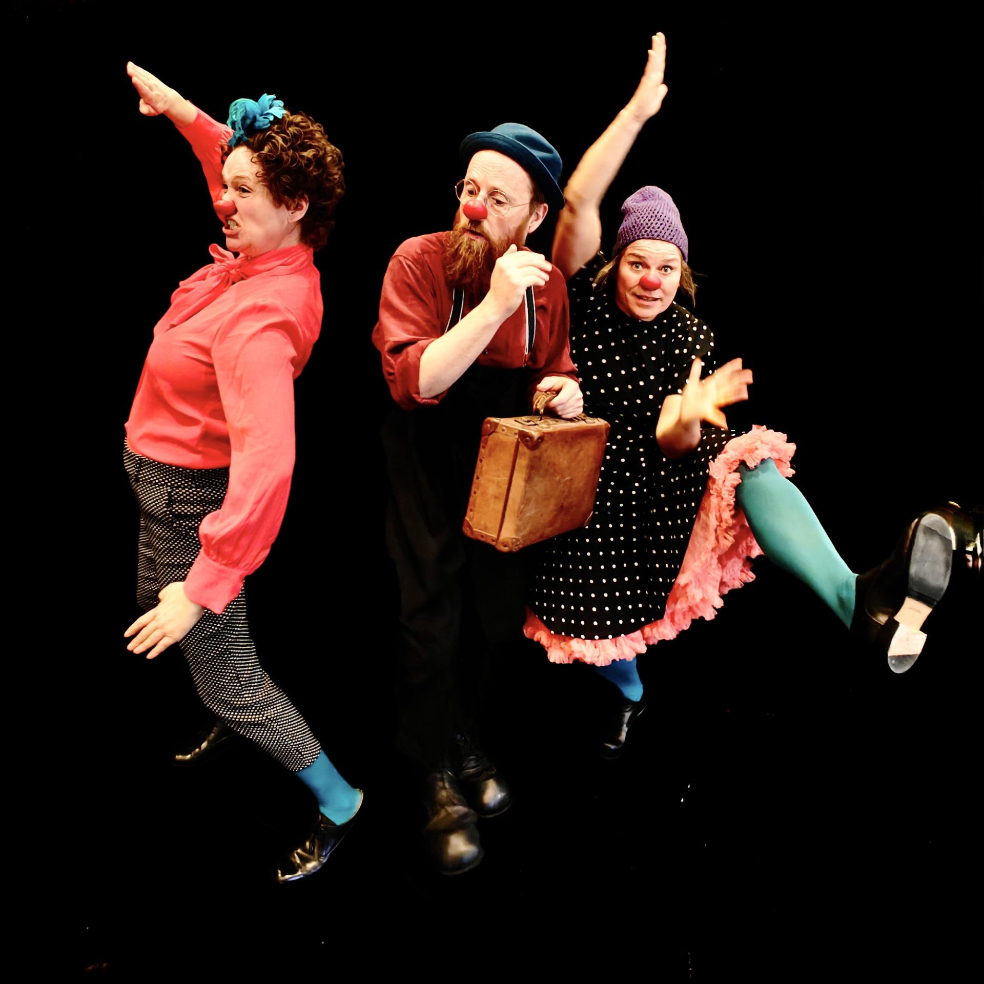 Hospitalsklovnene Veranda, Dr. Dulle og Ruth står ved siden af hinanden